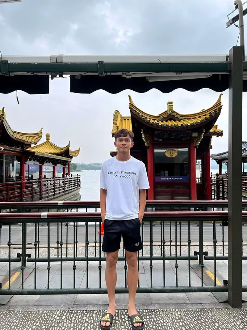 Bùi Vĩ Hào trong màu áo CLB Becamex Bình Dương