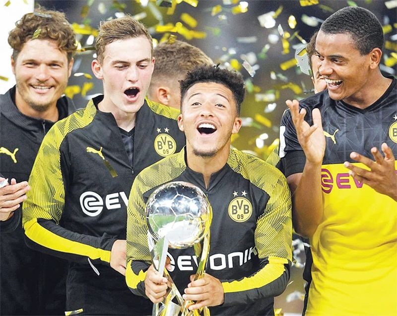 Cậu bé tỷ phú Jadon Sancho
