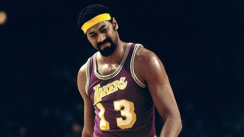 Cầu thủ bóng rổ Wilt Chamberlain nổi tiếng