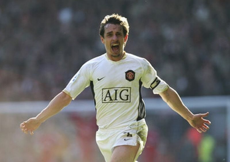 Gary Neville - Hậu vệ cánh phải vĩ đại
