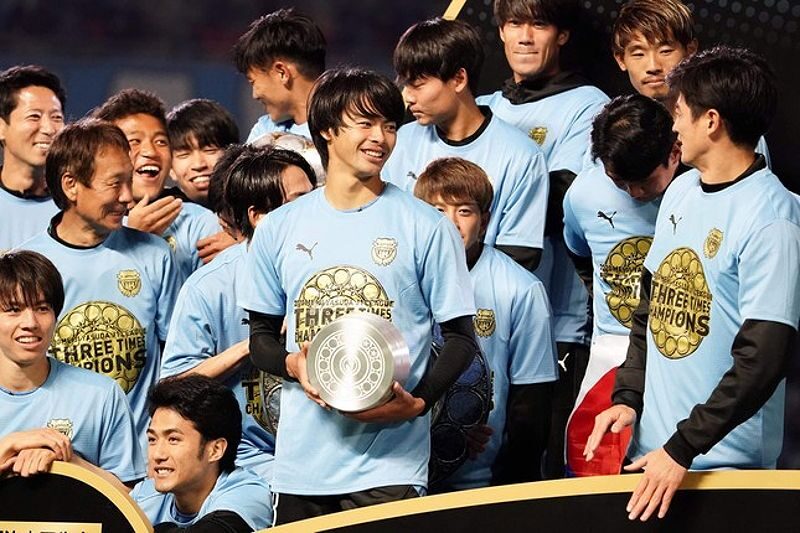 Kaoru Mitoma - Cầu thủ trẻ đầy hứa hẹn của bóng đá Nhật Bản