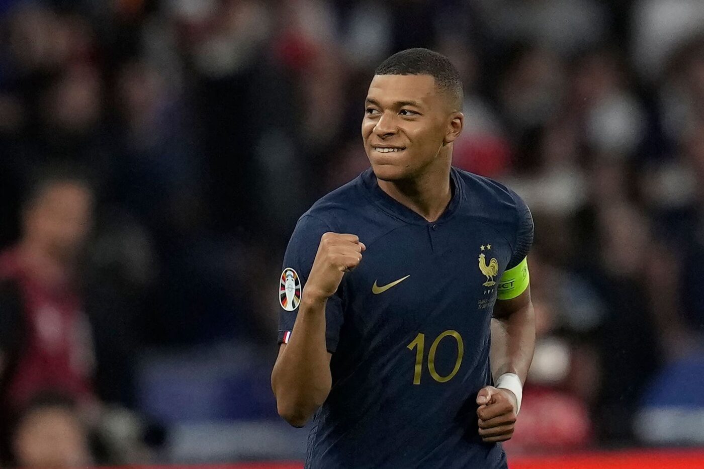 Kylian Mbappe, tiền đạo trẻ tài năng của Pháp