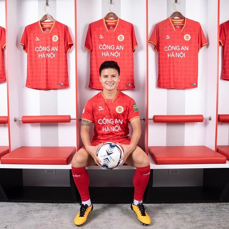 Nguyễn Quang Hải hưởng thụ cuộc sống