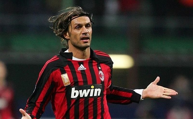 Paolo Maldini trong màu áo AC Milan