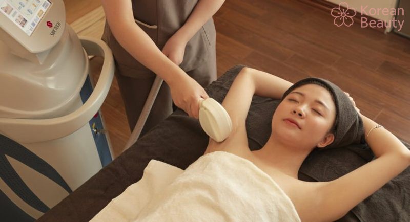 Quy trình thực hiện triệt lông nách phổ biến tại spa hiệu quả