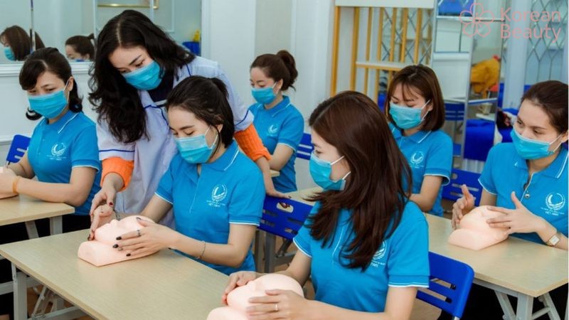 Chi phí khóa học phun xăm hiện nay là bao nhiêu