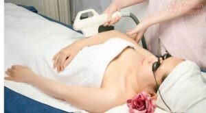 Những lưu ý quan trọng khi muốn thực hiện triệt lông nách phổ biến tại spa