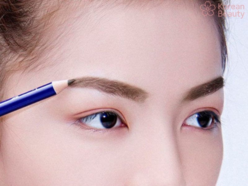 Cách thực hiện chăm sóc và duy trì lông mày chữ bát hiệu quả